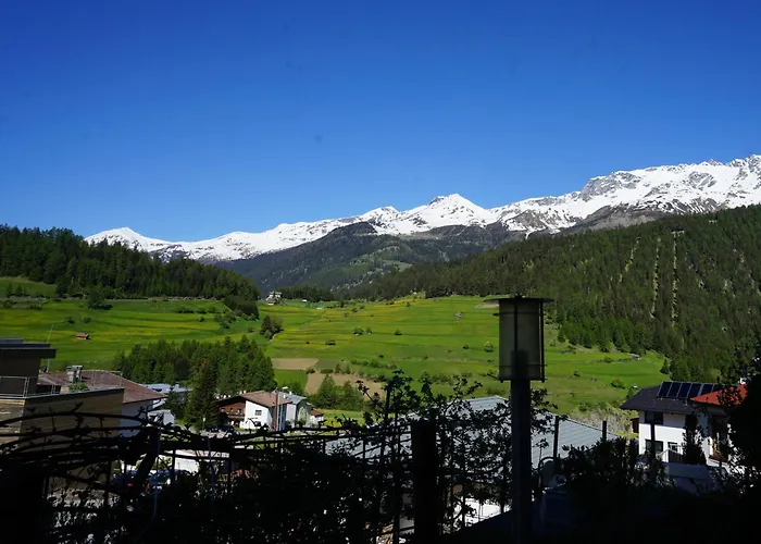 索恩比彻公寓 公寓 *